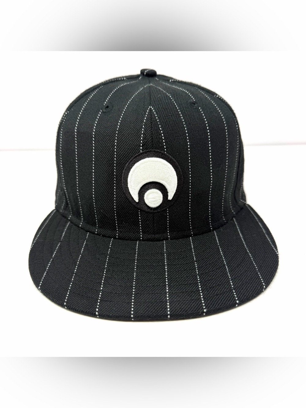 VTG Osiris Shoes New Era Fitted Hat Cap Sz 7 1/8 Black Pinstripe Skateboarding